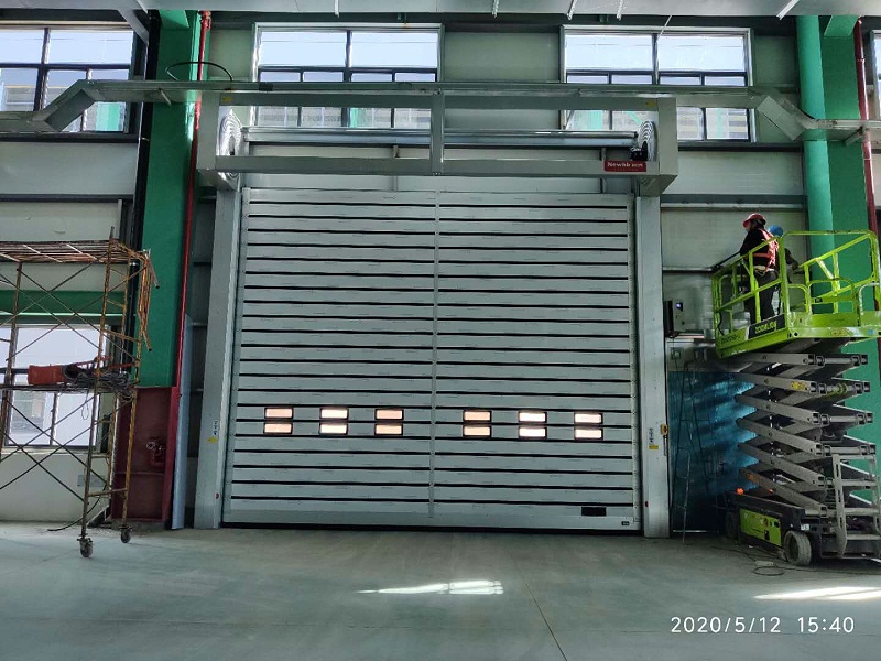 張家港愛麗家居硬質渦輪快卷門