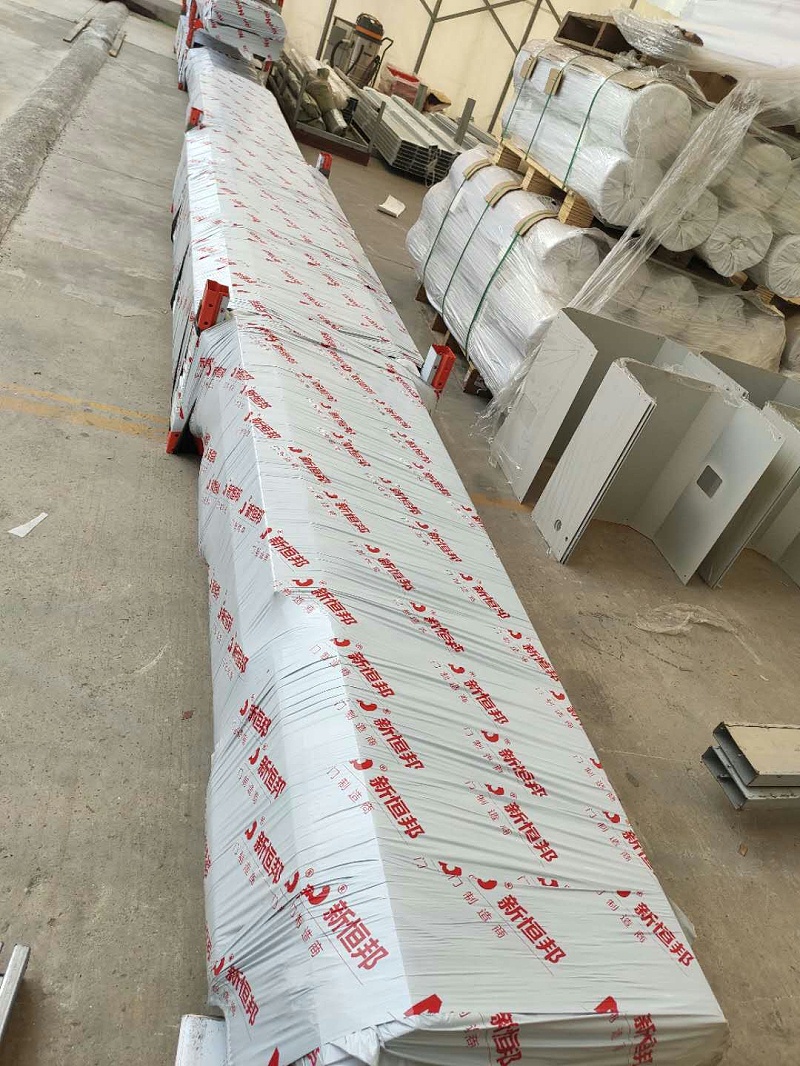 卷簾門(mén)包裝完成